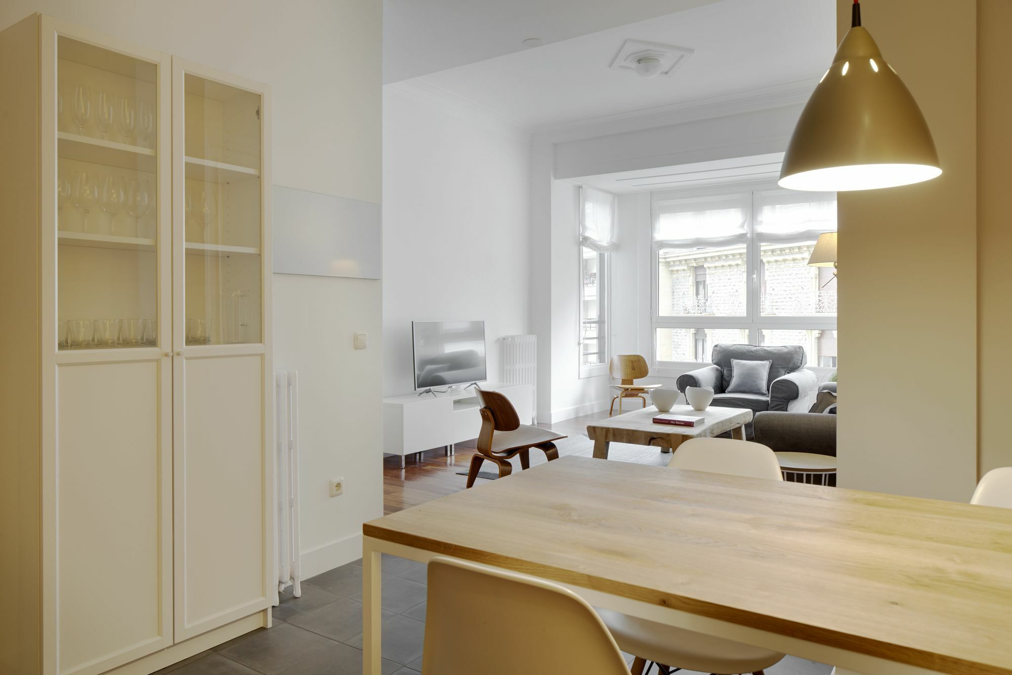 Zubiri Plaza Apartment By Feelfree Rentals Сан Себастиан Екстериор снимка
